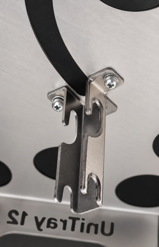 Factory-fitted Unicus Adaptor mounted beneath the UniTray12